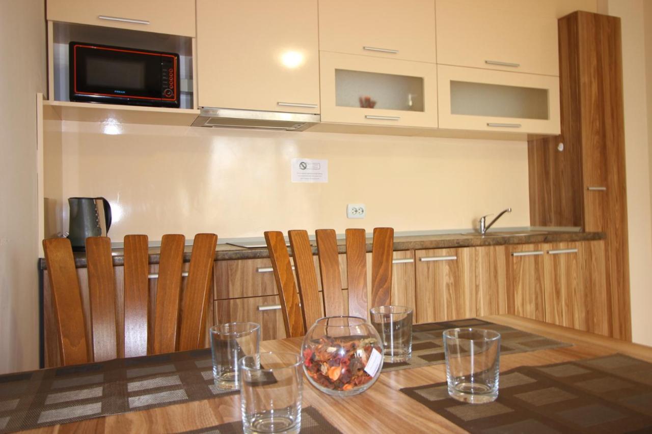 Allia Apartments Ravda Kültér fotó