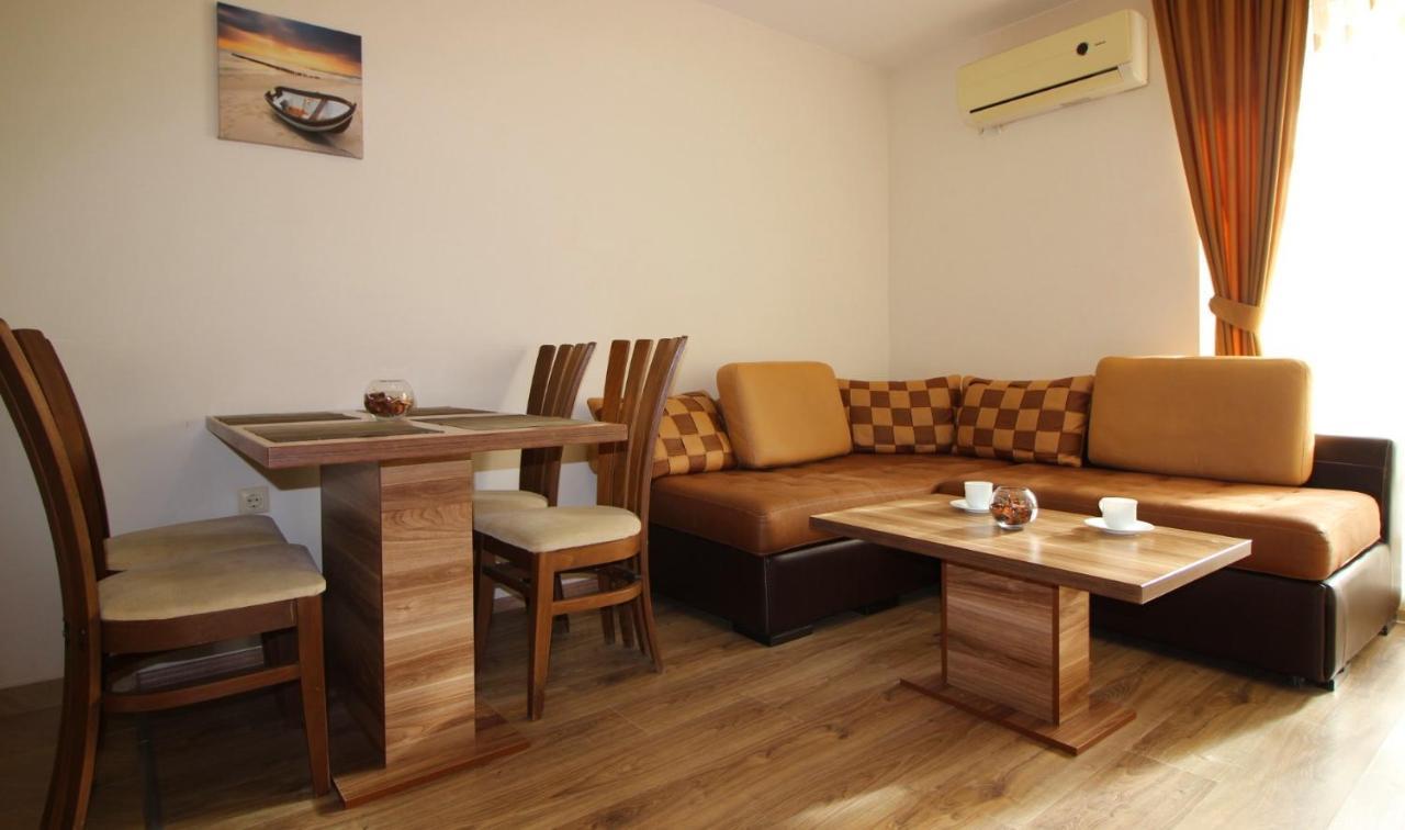 Allia Apartments Ravda Kültér fotó