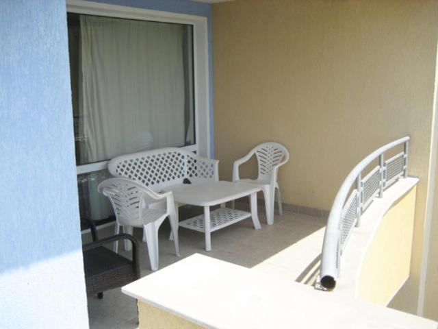 Allia Apartments Ravda Kültér fotó